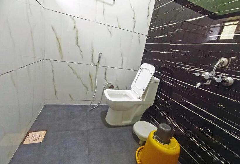 חדר דלוקס, Kadamba