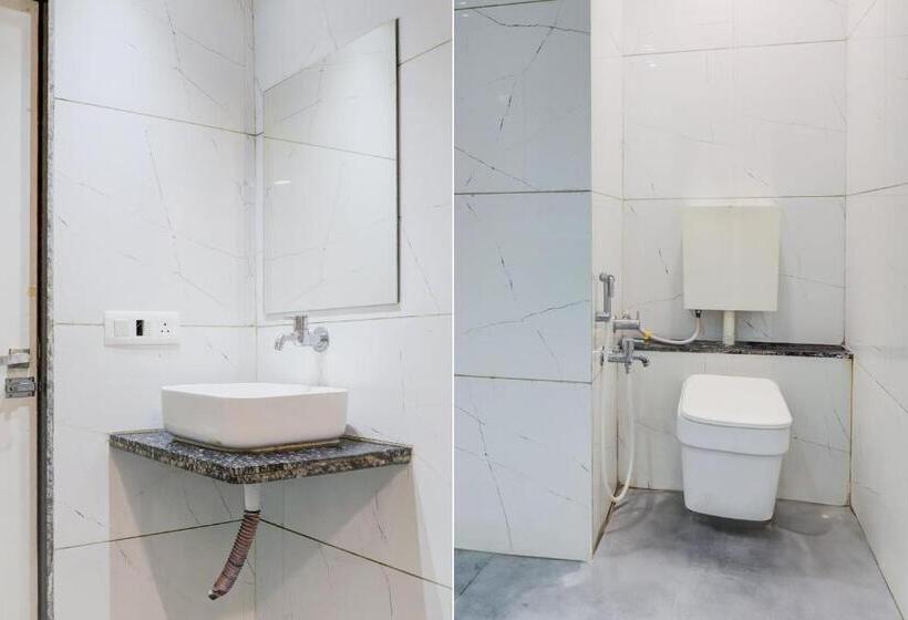 Трехместный Номер Классика, Oyo Hotel Shreeji