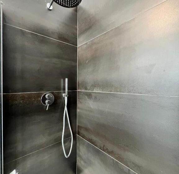 スタンダードルーム, Donna Vita