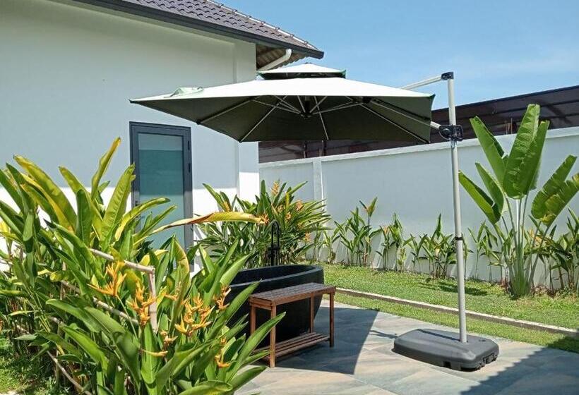 חדר דלוקס, Ream Yoho