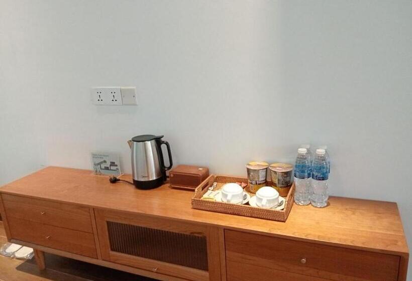 חדר סטנדרט, Ream Yoho