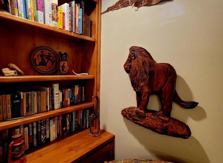 Номер Стандарт, Trout Reflections