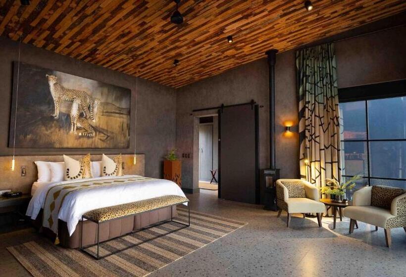 חדר דחוקס עם מיטת קינג, Ximuwu Safari Lodge