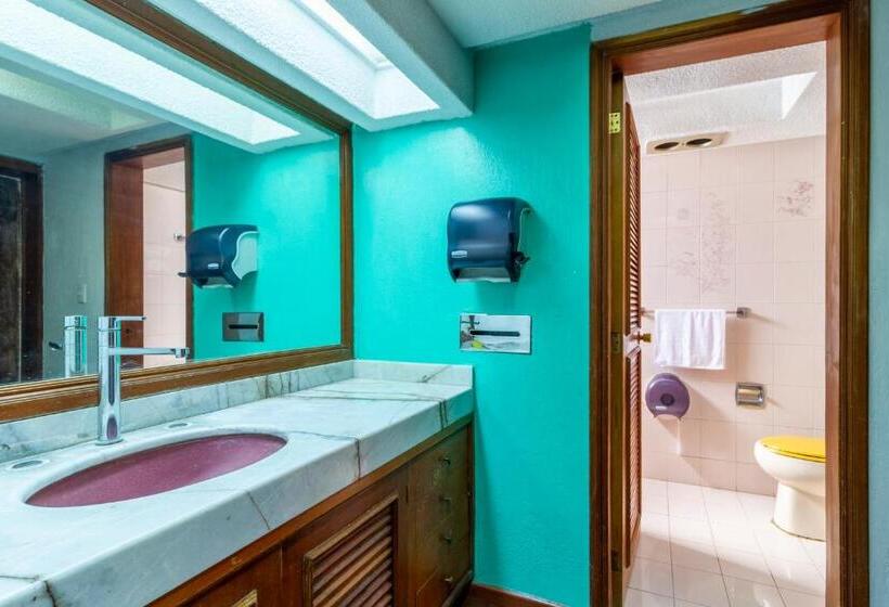 Quarto Deluxe Cama King, Casanova Suites & Hostel