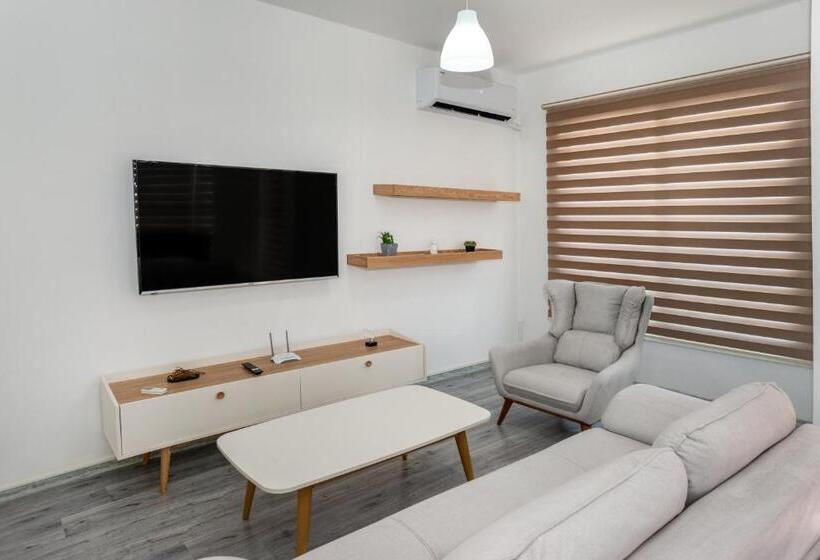 اتاق استاندارد, Nicosia Suites