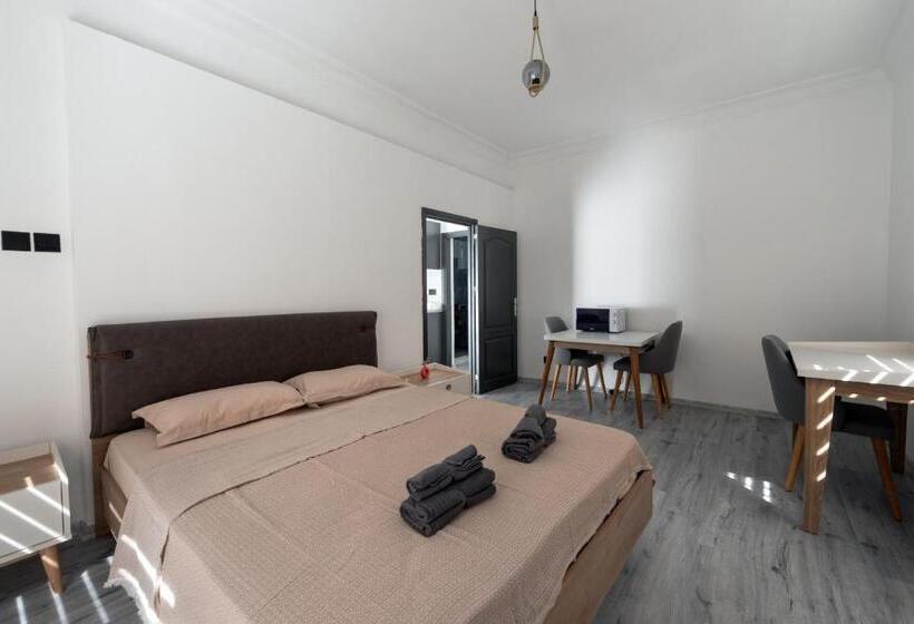 Номер Стандарт Внутренний, Nicosia Suites