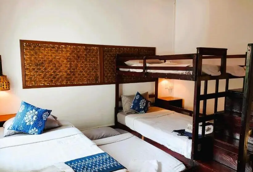 تختخواب در اتاق مشترک, Villa Sala Vanna