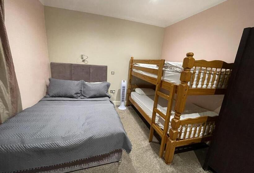 スタンダード４人部屋, Sterling House