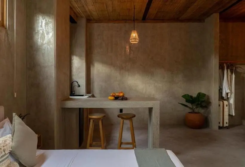 Sviitti Uima-allas, Casa Badú