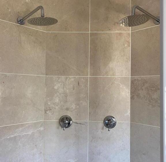 غرفة سوبيريور سرير كينج, The Manor House Dullstroom