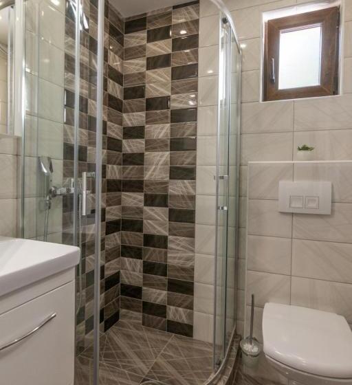 סטודיו סטנדרט עם מרפסת, Vila Vujic Tara