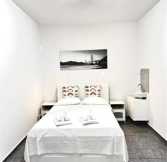 חדר סטנדרט, Vittoria