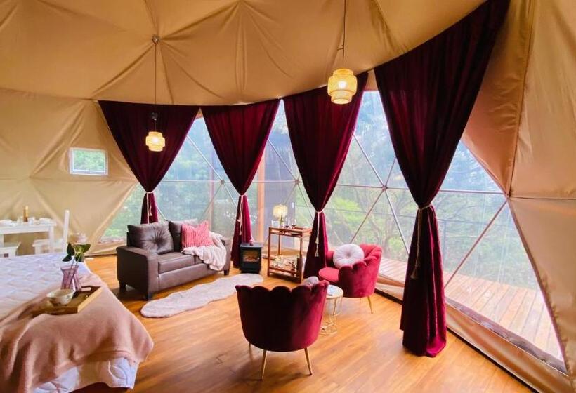 Люкс Кровать Кинг, Féliza Rainforest Domes