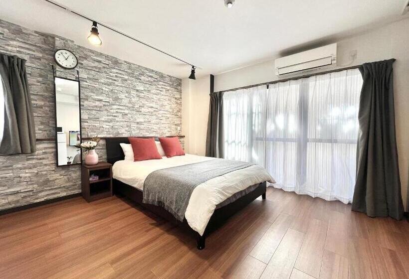 דירת חדר, Kkhouse