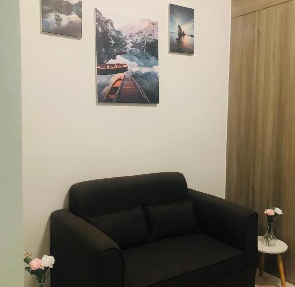 اتاق استاندارد با بالکن, Luli S Place