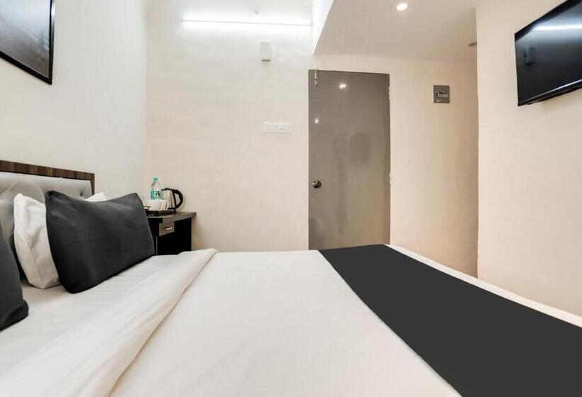 3 Bett Klassisches Zimmer, Oyo Hotel Grand Imperial