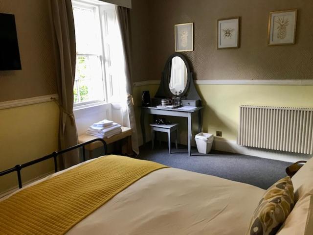 带大床的标准间, Lunan House