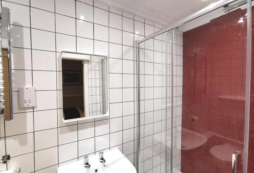 标准单人间, Lunan House