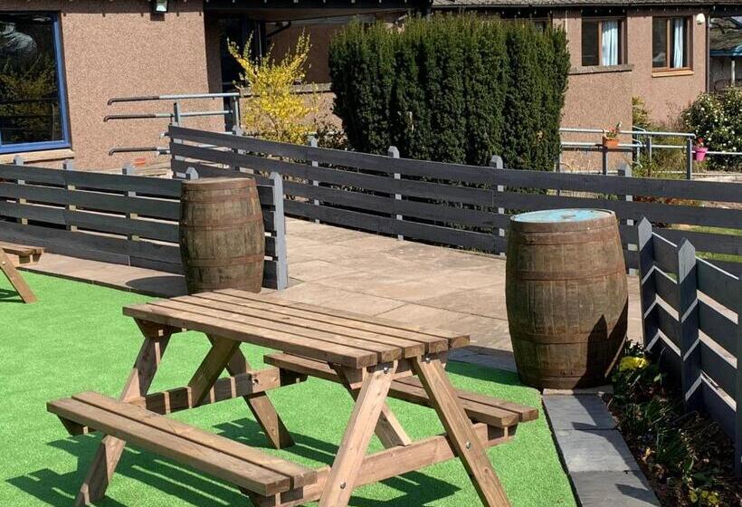 带花园景观和一个卧室的别墅, Lunan House