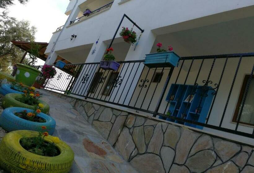 סוויטה עם מרפסת, Kaymak Tepesi Tatil Evi