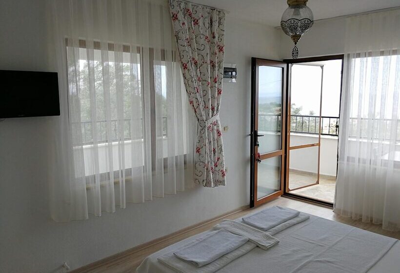 스탠다드 트리플 룸, Kaymak Tepesi Tatil Evi