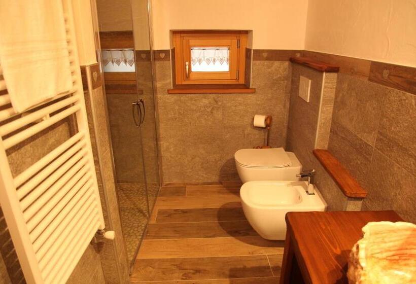اتاق لوکس, Mi Casa Tu Casa