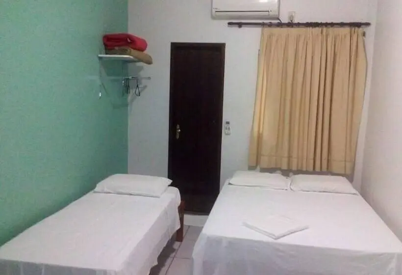 Standard Kolmen Hengen Huone, Manoa