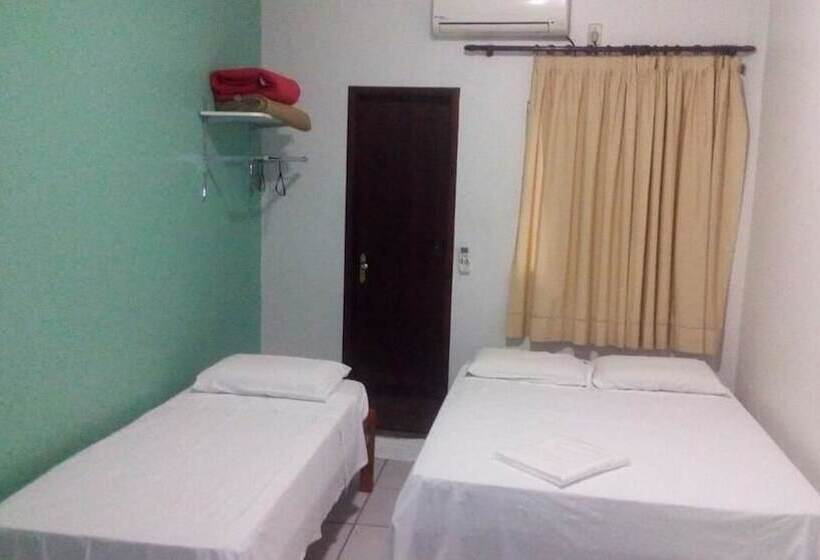 Üç Kişilik Standart Oda, Manoa