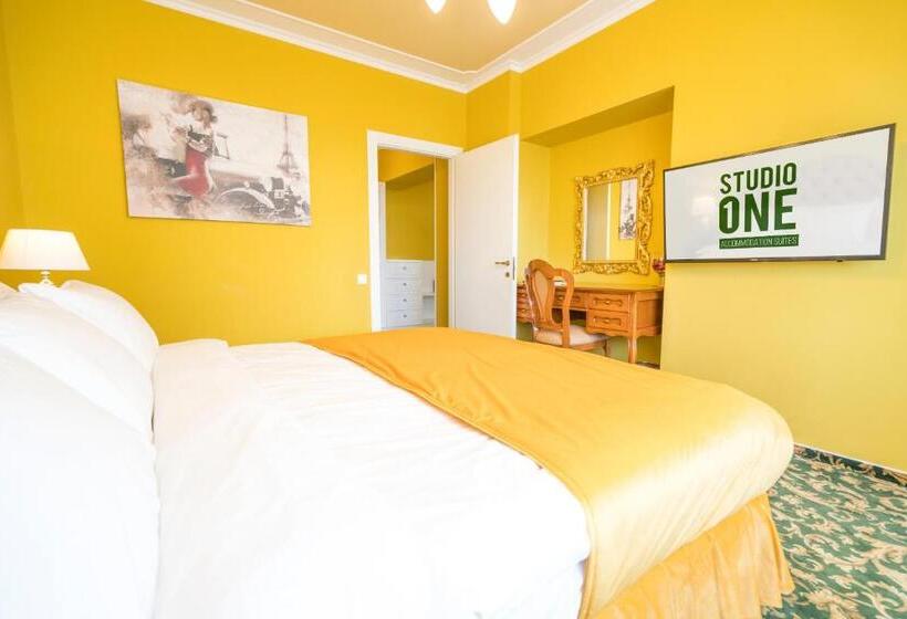 سوئیت پرزیدنت, Studio One Accommodation Suites