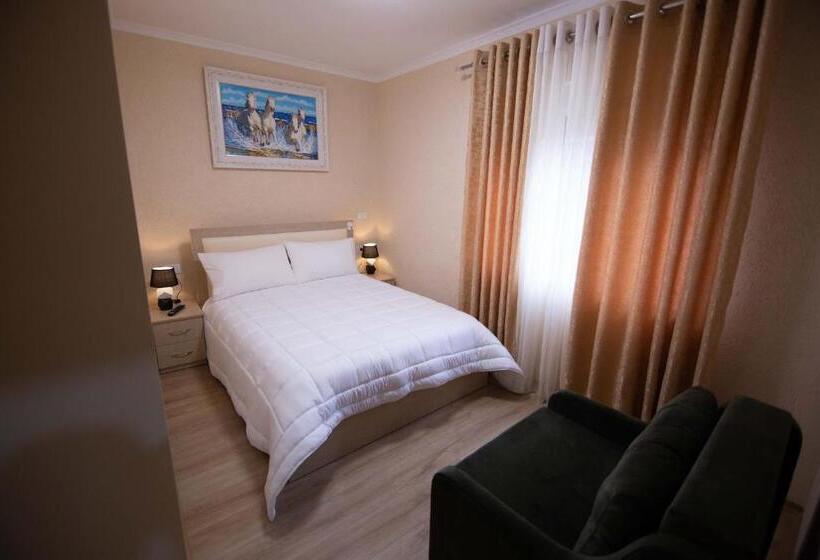 غرفة قياسية, Vila Lika