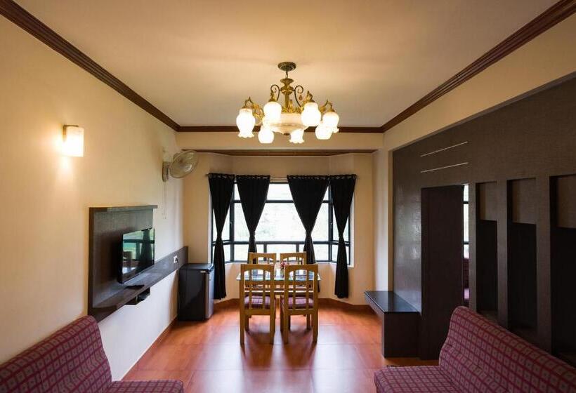 Superior Rum, Munnar Castle