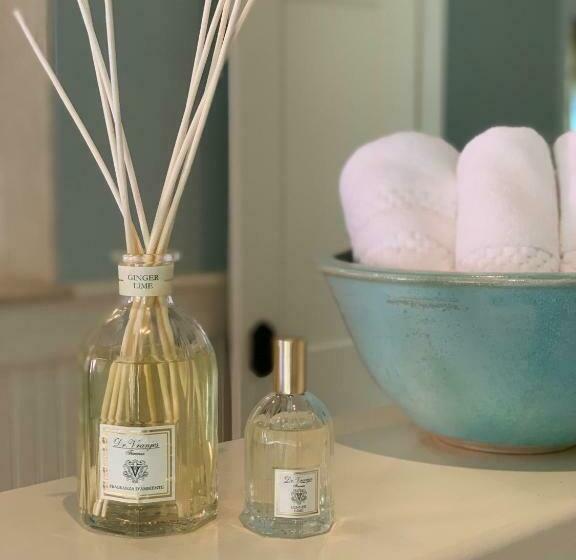 اتاق لوکس, The Pebble Bed And Breakfast