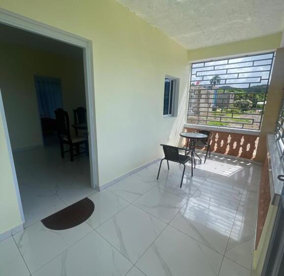 آپارتمان 1 خوابه با چشم‌انداز دریا, Apartahotel Oliver