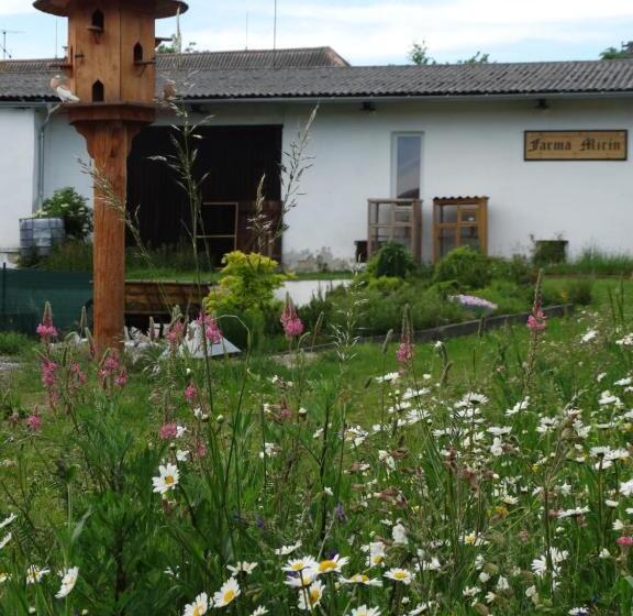 스탠다드 룸, Ubytování Na Tvrzi