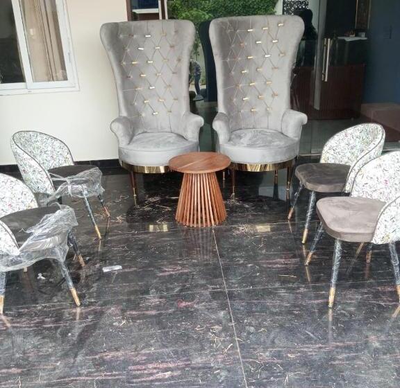 Chambre Standard, O Radha Vrinda