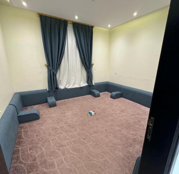 شقة غرفة واحدة, سحابة صيف للشقق المفروشة