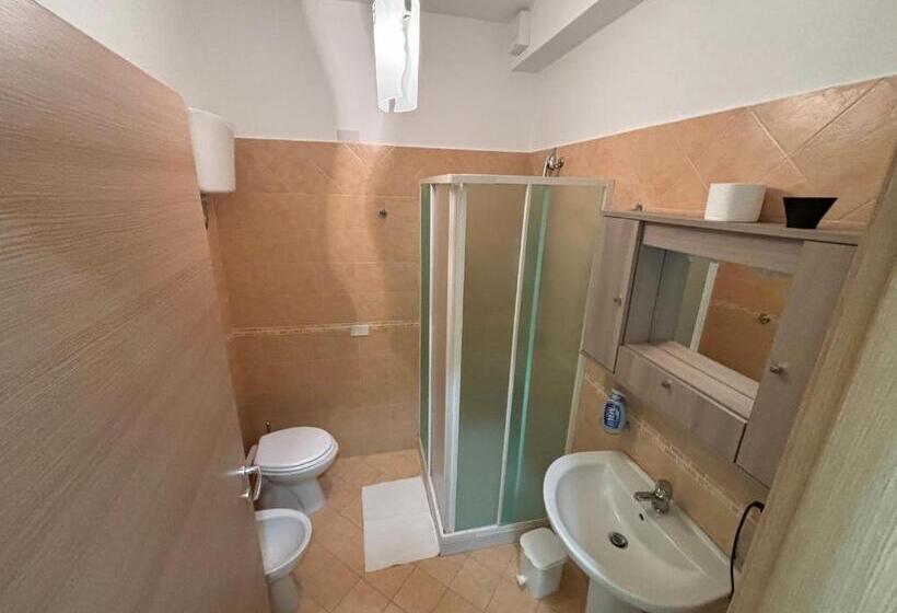 バルコニー付きデラックスルーム, Casa Scirocco Pontelatone