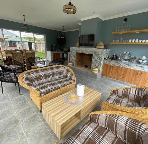 Standard Szoba, Mavana Cottages