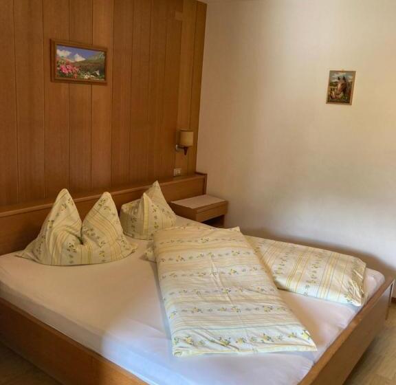 标准间, Pension Obermair