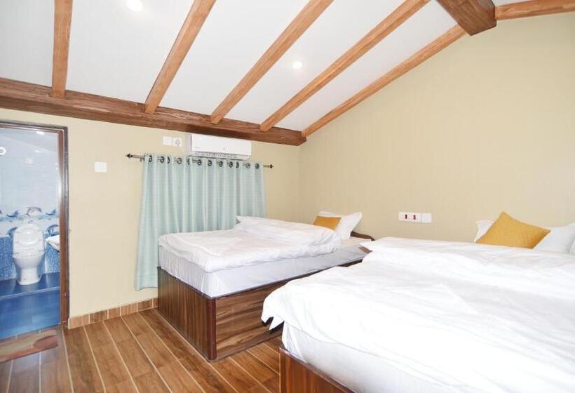 اتاق استاندارد با چشم‌انداز باغ, Cultural Village Resort