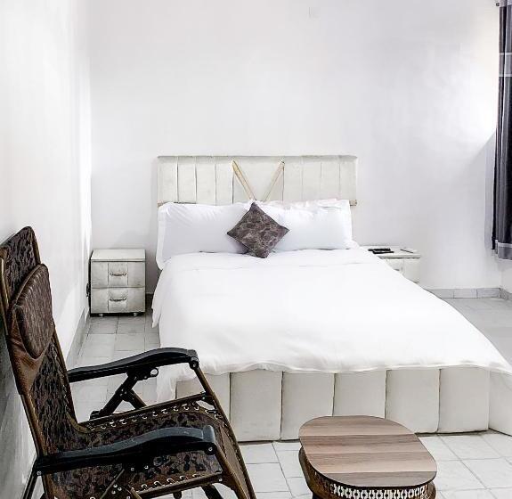 اتاق اکونومی, Tranquil Residence