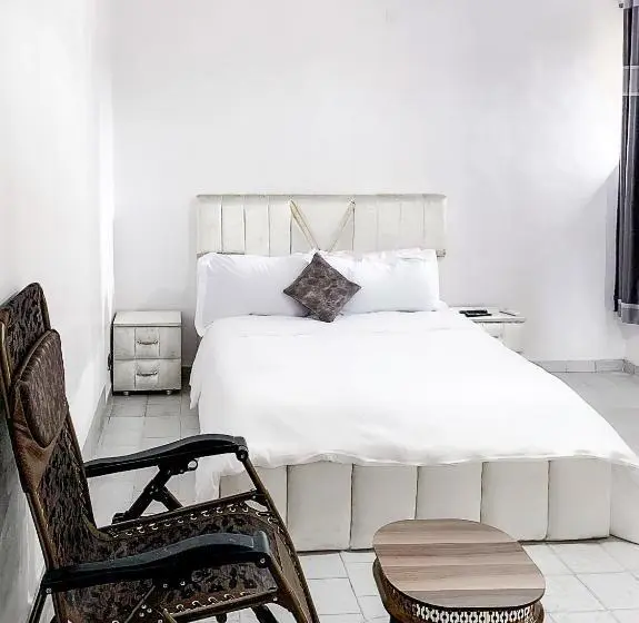 اتاق اکونومی, Tranquil Residence