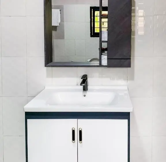 اتاق لوکس, Tranquil Residence