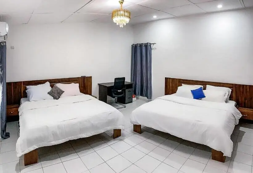اتاق استاندارد چهارنفره با بالکن, Tranquil Residence
