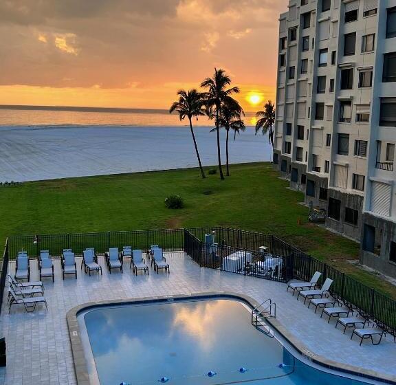 آپارتمان 2 خوابه با چشمانداز دریا, On The Sand Peaceful Great Sunsets Paradise