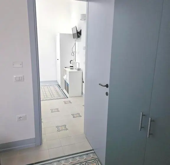 スタンダード4人部屋, Rosa Dei Venti Guest House