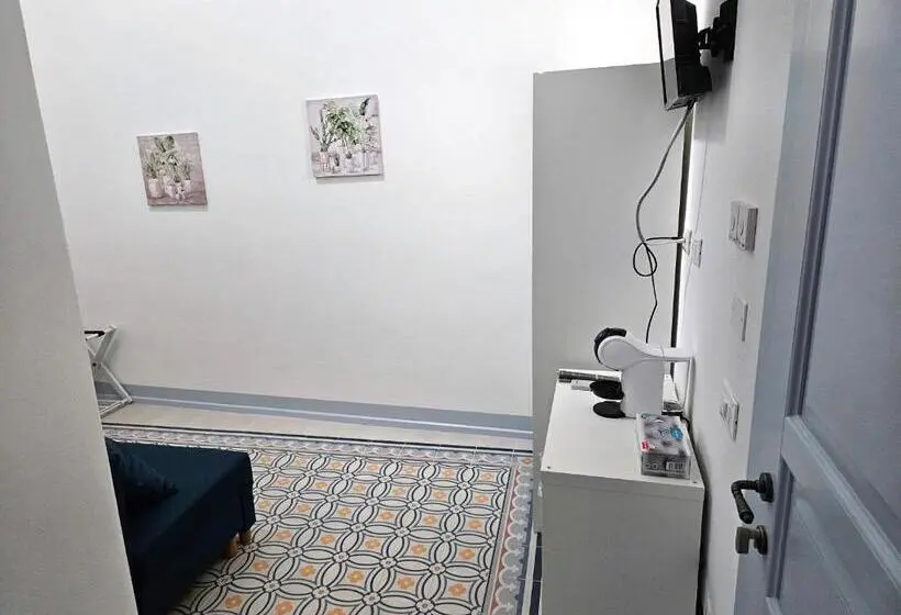 スタンダード4人部屋, Rosa Dei Venti Guest House