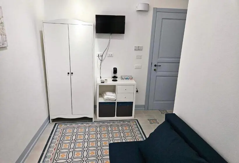 スタンダード4人部屋, Rosa Dei Venti Guest House