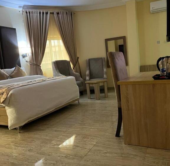 سوییت, Radiance Spring Hotels