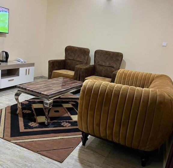 سوییت, Radiance Spring Hotels
